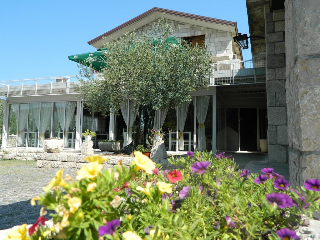杰奇汽车旅馆 Čapljina 外观 照片